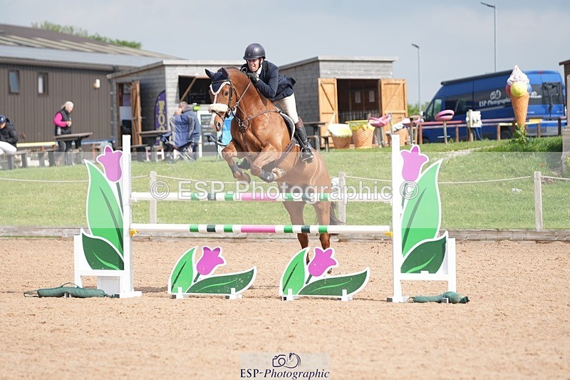 260508-100730-04783 - Cls 12 Snr Foxhunter
