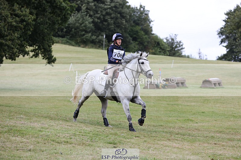 240825X-142005-34631 - 80cm XC 14.30 to 15.30