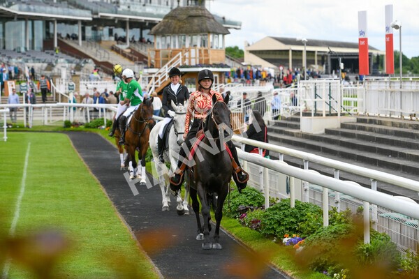yr22052022r8e-24 - ROR - Parade Ring York