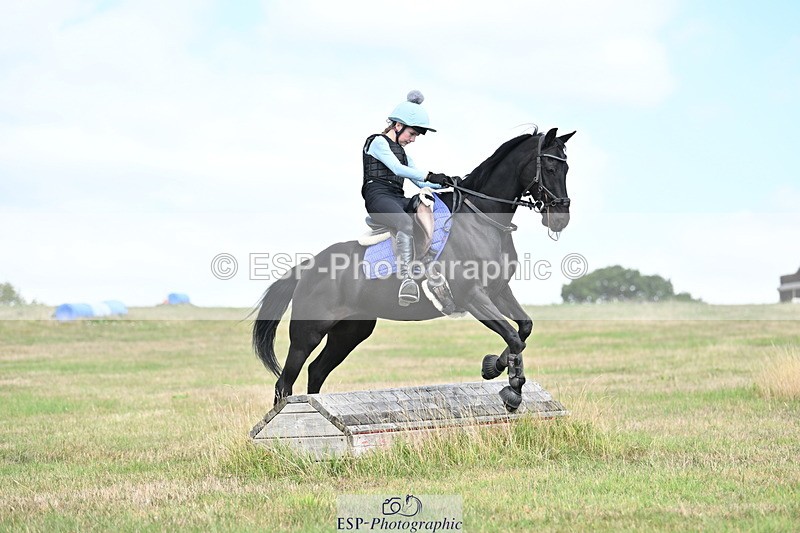 250821B-103712-00142 - Group B - Danielle