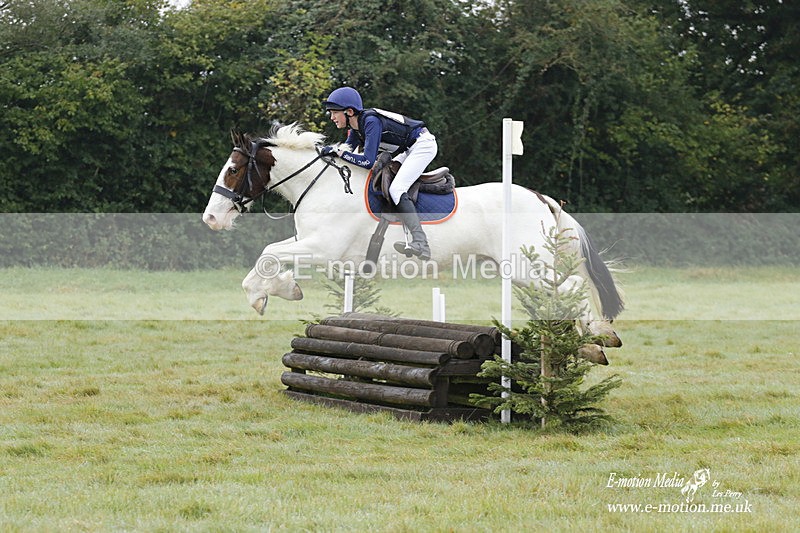 WWHT 171021 0622 - Novice Restricted (0.80m)  17/10/21