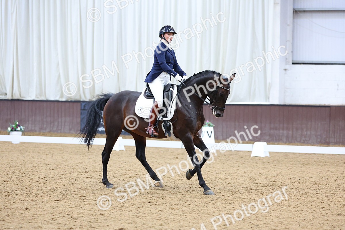 SBM_018712 - Class 17 - AM91 - 15.54-16.58