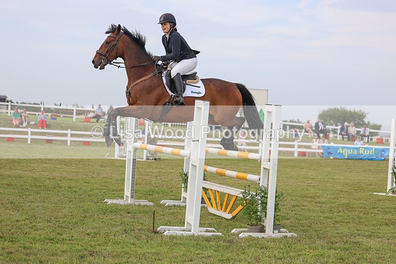 3E7A1104 - Class D: Showjumping Senior Newcomers/1.10m open