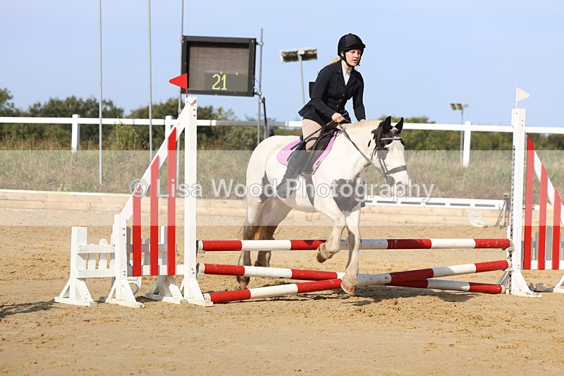 3E7A0606 - Class 4 and 5: 60cm Juniors and Seniors