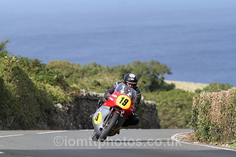 FOM_9719 - Bennetts 500cc Classic TT Race