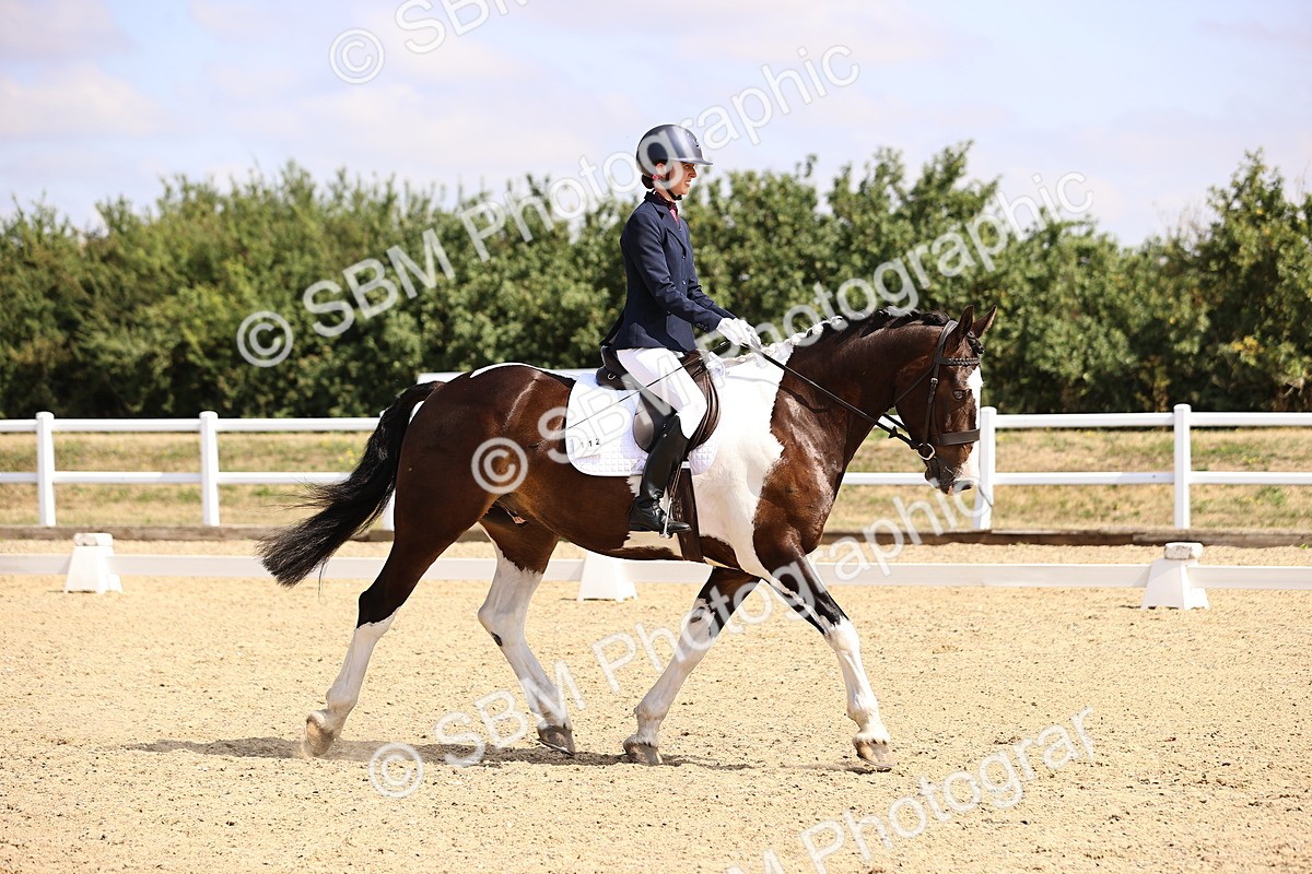 SBM_006550 - Intro 3 - 9.46-10.46