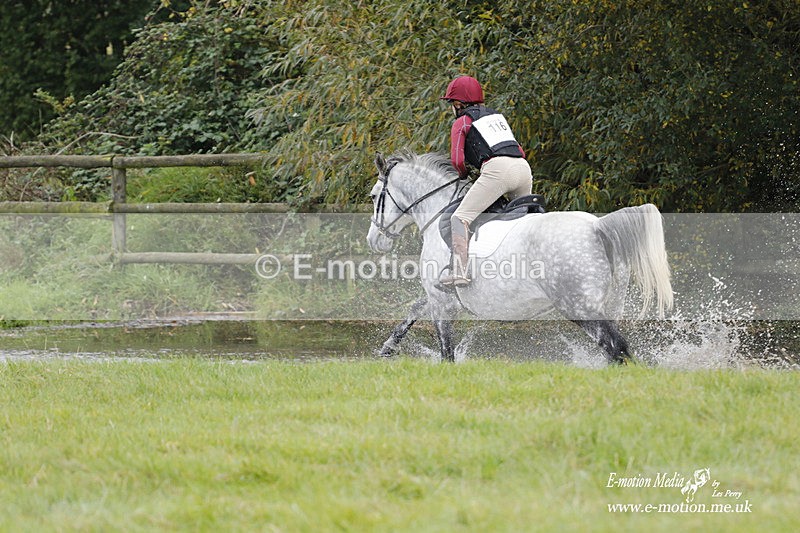  WWHT 171021 2327 - Novice Pairs (0.80m)  17/10/21