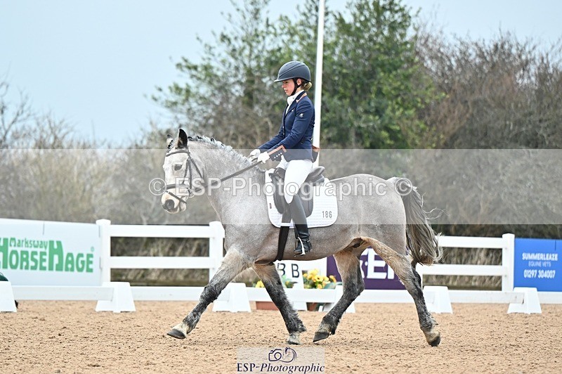 250214-102845-00800 - 186-Elizabeth.Allen-Tully.Mist