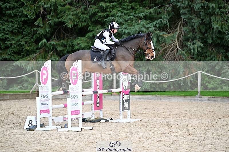 241117-140702-04429 - Cls 3 90-95cm 14.00 to 15.00