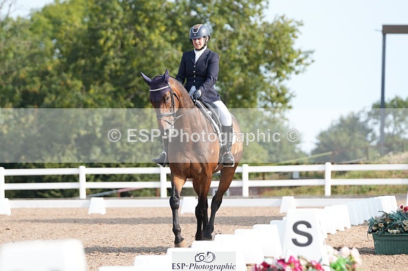 250815-091949-00072 - 001-Charlotte.JenkinsCuffesgrange.Ars.Royale