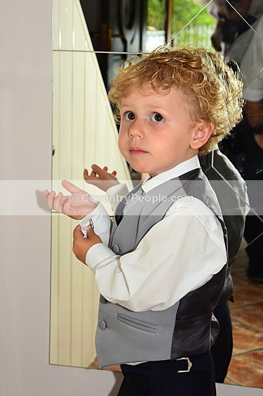 CON-243 - Toni & Liam