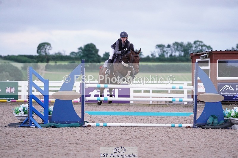 250628-204504-08657 - Cls 26 Pony Foxhunter & 1.10m Open