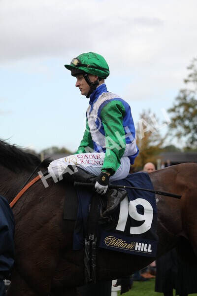 yr07102022r2-45 - Race 2 2.40pm William Hill Autumn Mile