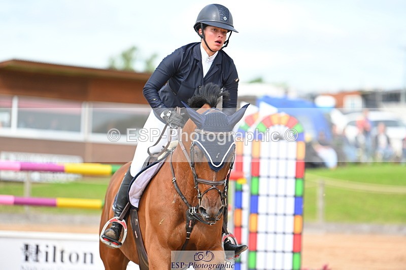 230721A-154315-07392 - Cls 10, 2 Star Big 1.45m Start to break