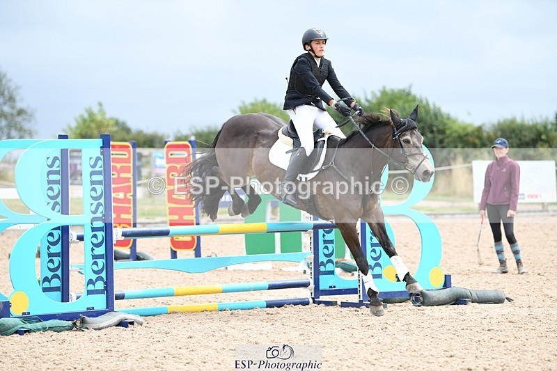 250807-135640-01443 - 90cm Round 2