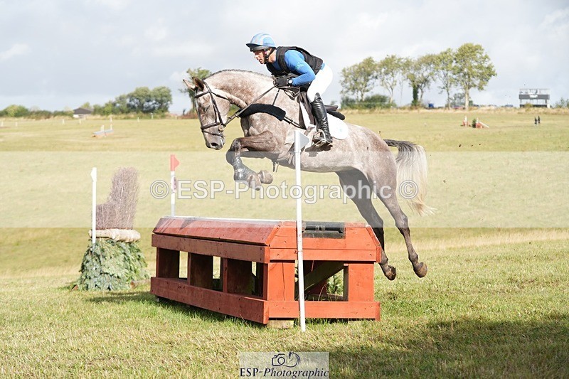 250831-101151-05483 - H-368-Michael.Jackson