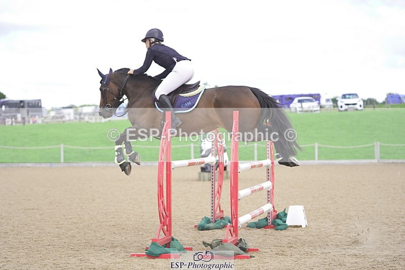 230806A-122854-01983 - Cls 14 Snr Foxhunter & 1.20m Open