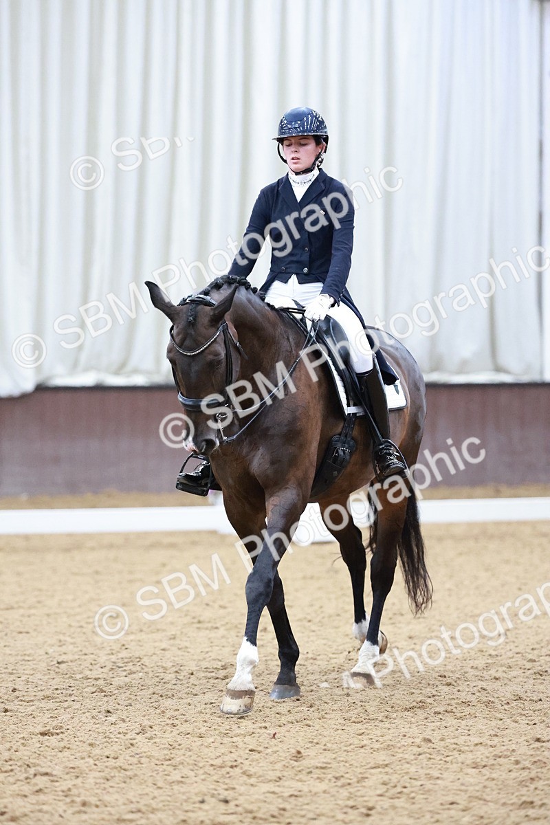 SBM_020984 - Class 13 - FEI INT I - 16.26-17.14