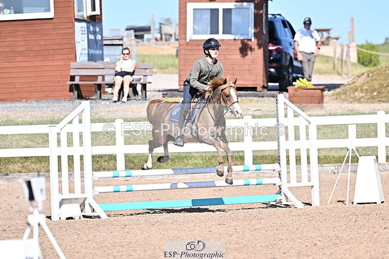 250708A-170948-00202 - 70cm Classes