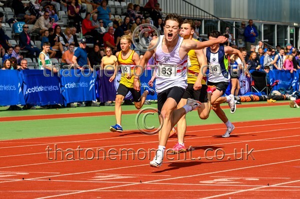 Age25SAT-915618 - Track Male