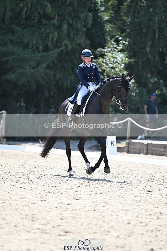 250810A-140020-07167 - 070-Abbie.NewburySeagry.Firstamour