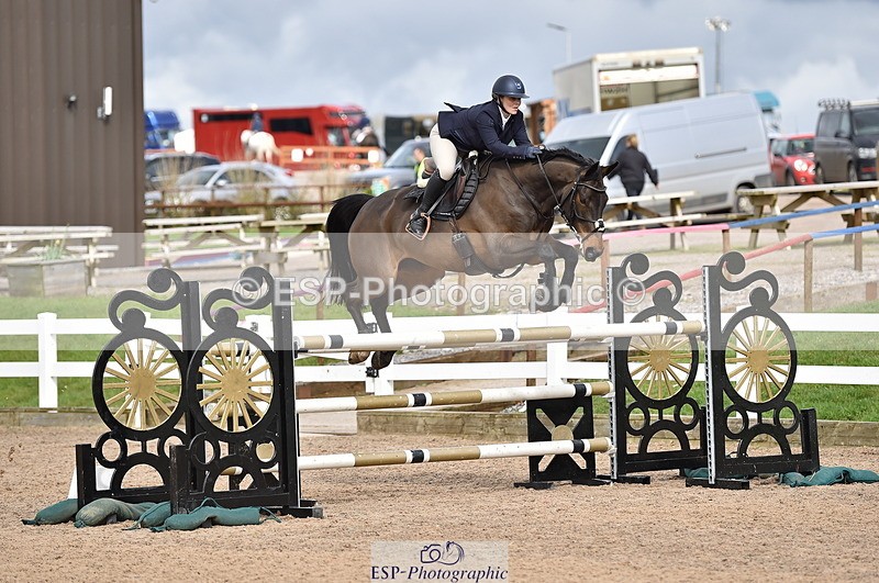 240403A-151548-00921 - Cls 5 Foxhunter and 1.20m Open