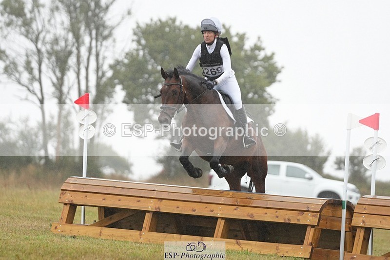 250830-150714-03958 - G-320-Gillian.Tabor