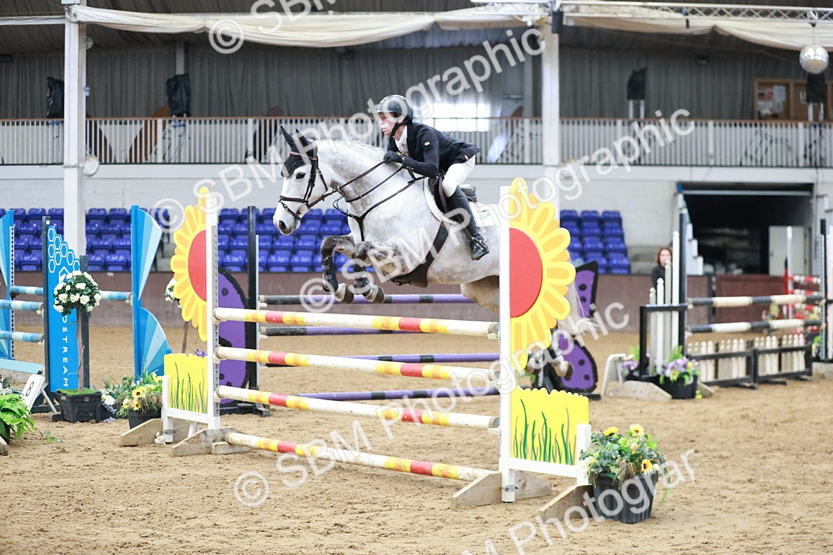 SBM_000643 - Class 4 - Senior Newcomers - 1.10m