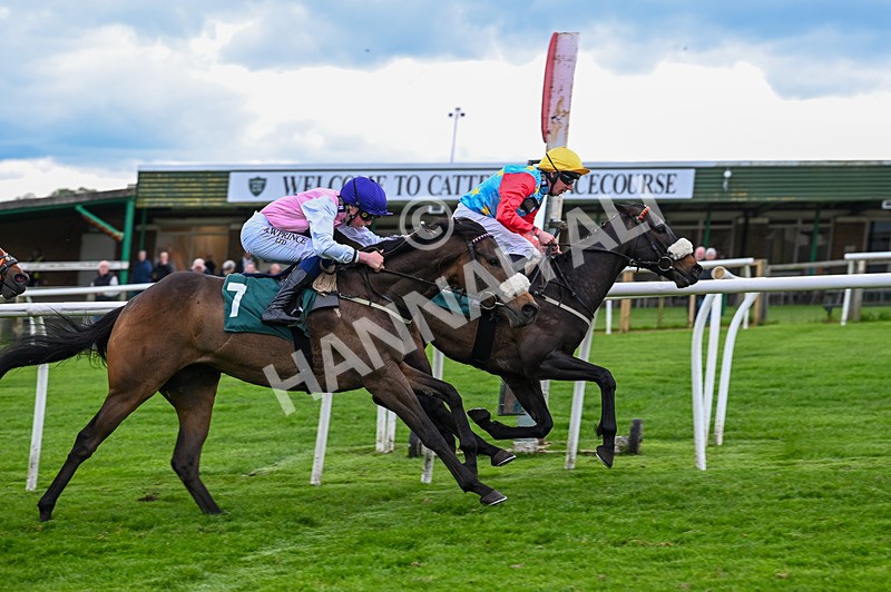 210526-Race 6-Filey Beach-4883 - Race 6 16.50pm Bet At racingtv.com Handicap