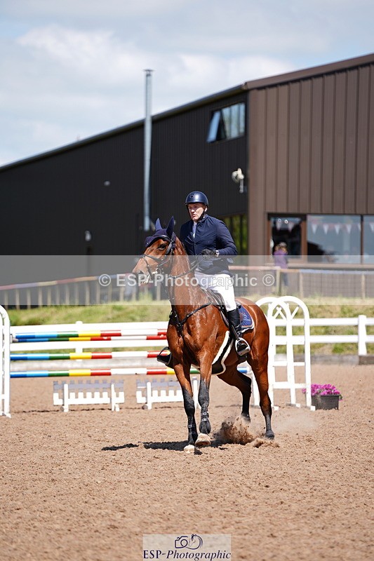 240525A-122122-05923 - Cls 16 Snr 1.20m Open