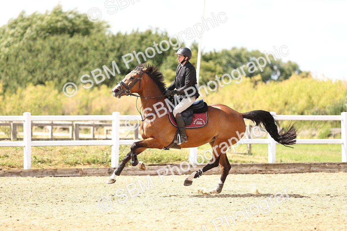 SBM_001346 - Class 6 - Senior Newcomers - 1.10m