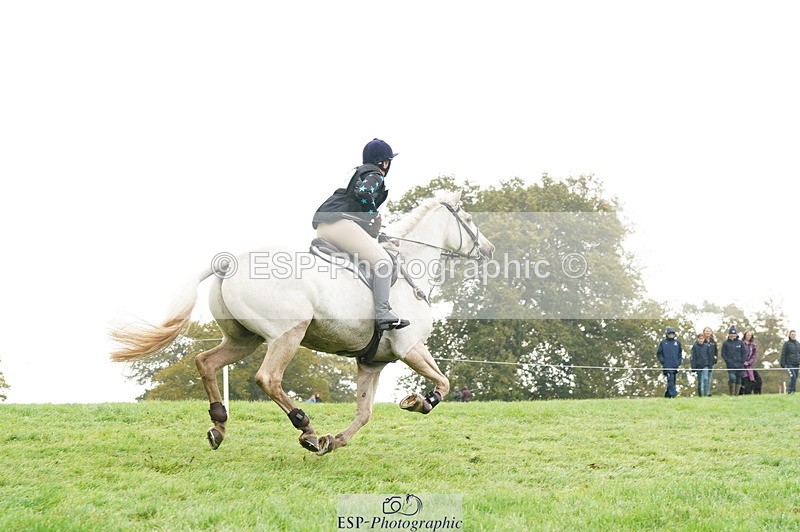 251025A-101708-17051 - D-344-Johanne.Heuff