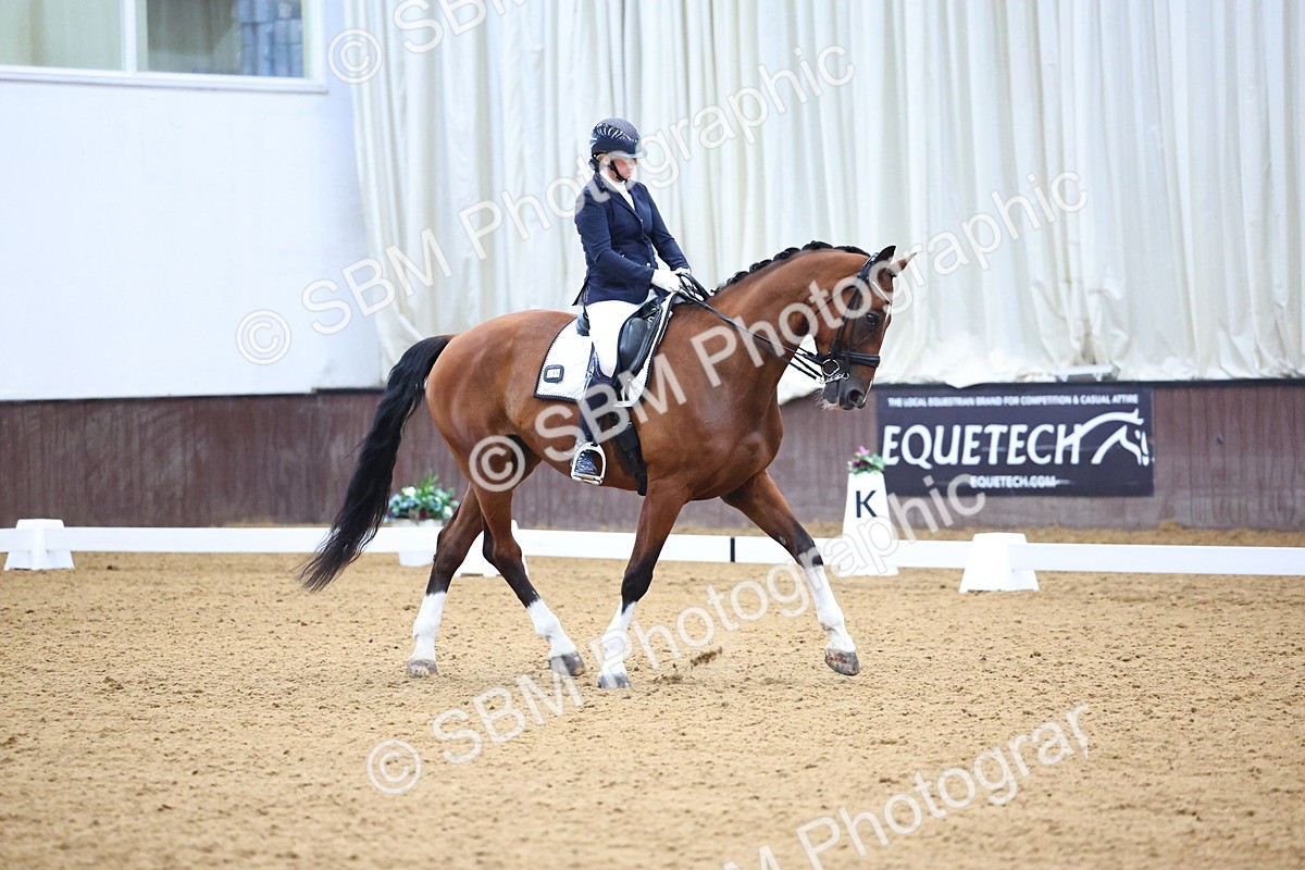 SBM_008484 - Class 8 - AM6 - 17.20-18.08