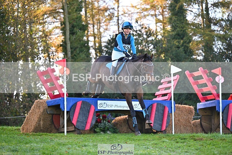 241026-105435-11845 - 362-Vicky.Stacey-HIGHDALE.AUTUMN.SUNRISE