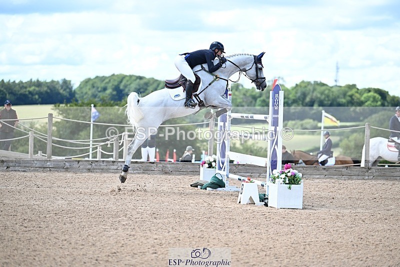 250720-141959-20351 - Cls 8, 3 star Big Tour Break til End