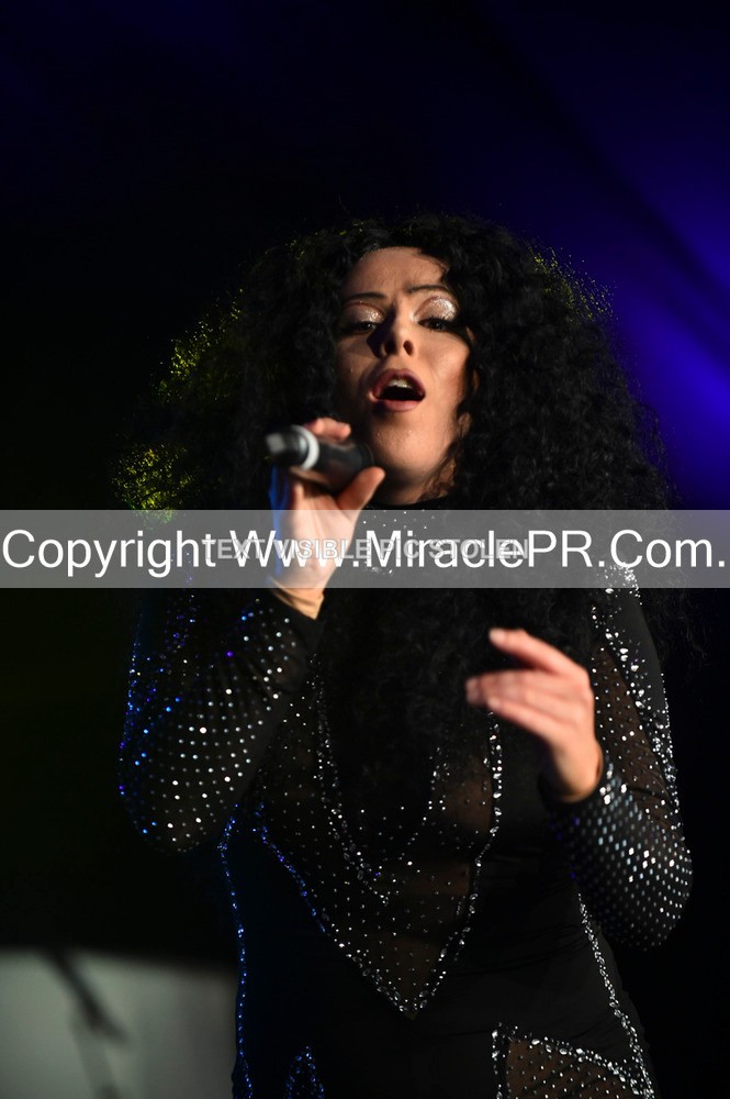 SH4_6033 - The Cher Experience