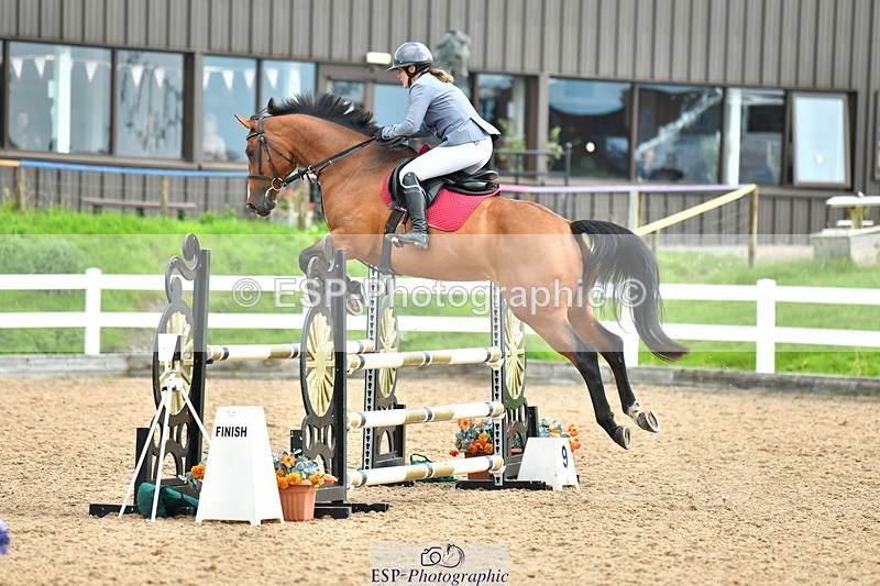 230812A-111121-08433 - Cls 26 A&B Discovery & 1m Open