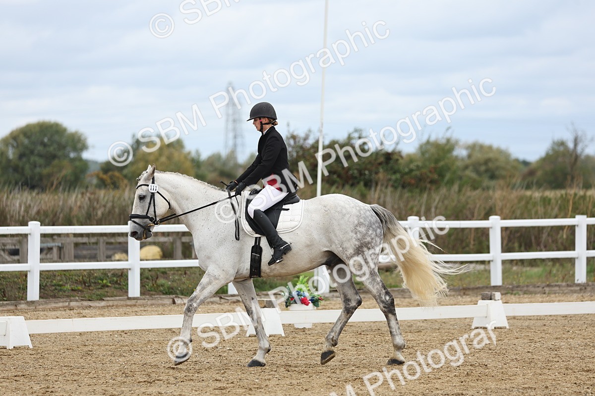 SBM_003597 - Class 7 - Novice 2 Warm Up