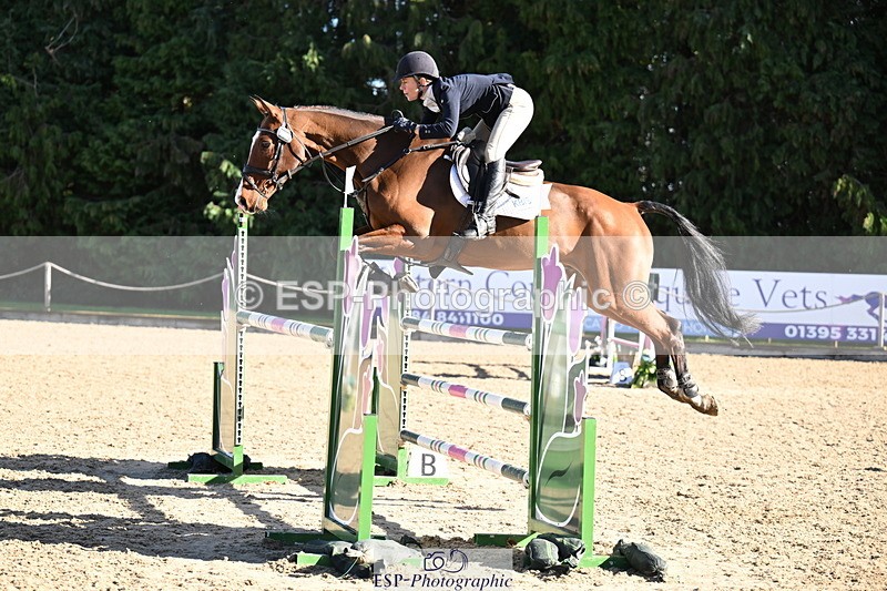 251024A-122738-10347 - C-238-Louisa.Lockwood