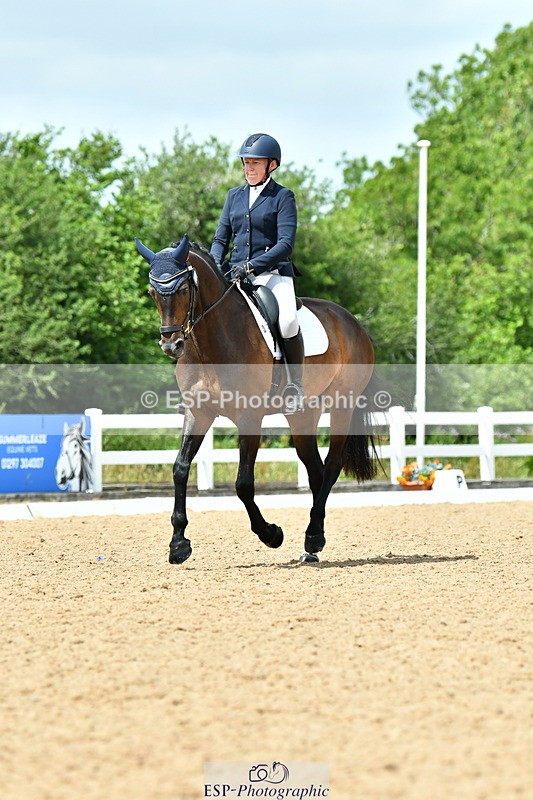 230702A-142711-10672 - Cls 32 Medium 73