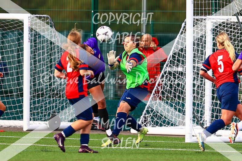 1DX31062 - 2025-10-05 FC Abbey Meads Ladies V Purton  Kingsdown FC Ladies