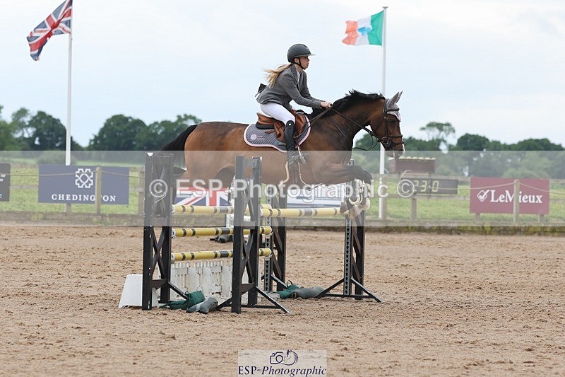 250524-102627-04203 - Cls 13  A&B 1.05m & 1.10m open