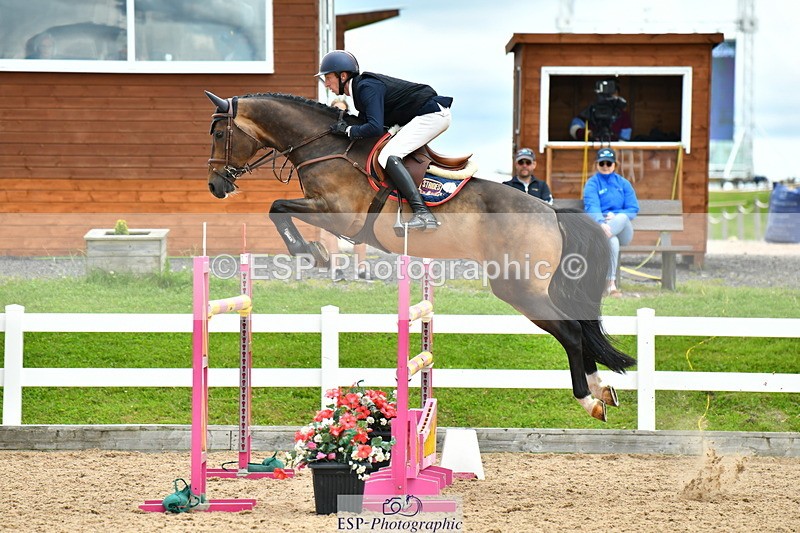 230721A-142018-06852 - Cls 22, 1 Star Gold 1.30m