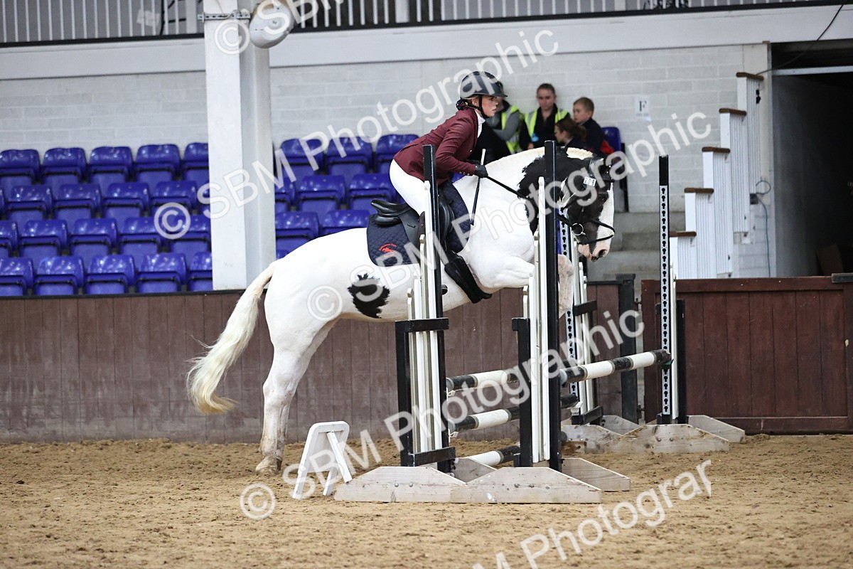 SBM_001502 - Class 5 - Henlow Veterinary Hospital 70cm