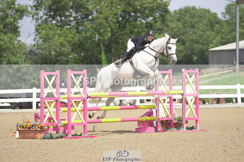 230810A-131104-02339 - Cls 4 1.05m Amateur Quali