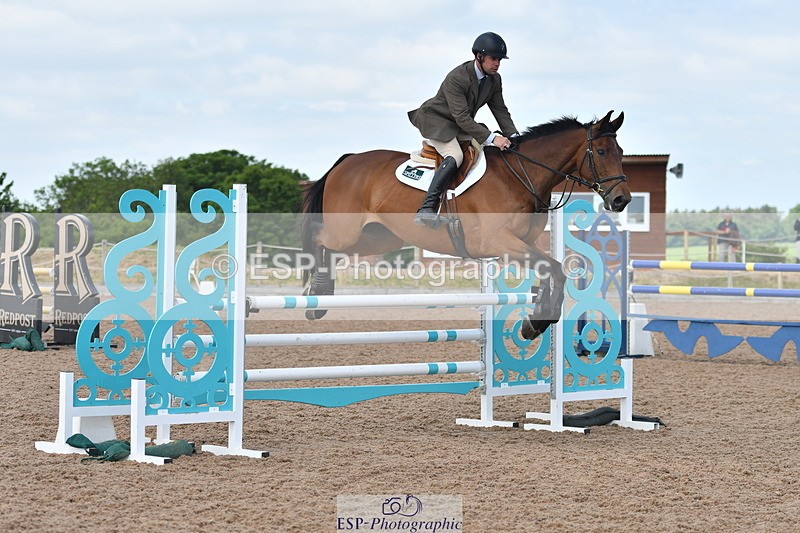 240609A-111332-04454 - Cls 17 Snr 1.05m Open