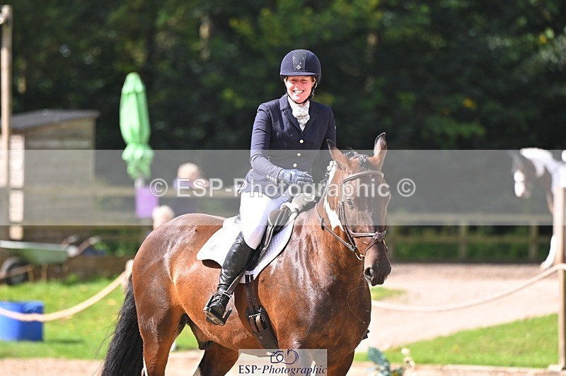 240809-102952-00206 - 112-Caroline.Hutchens-Clogorrow's.Socky