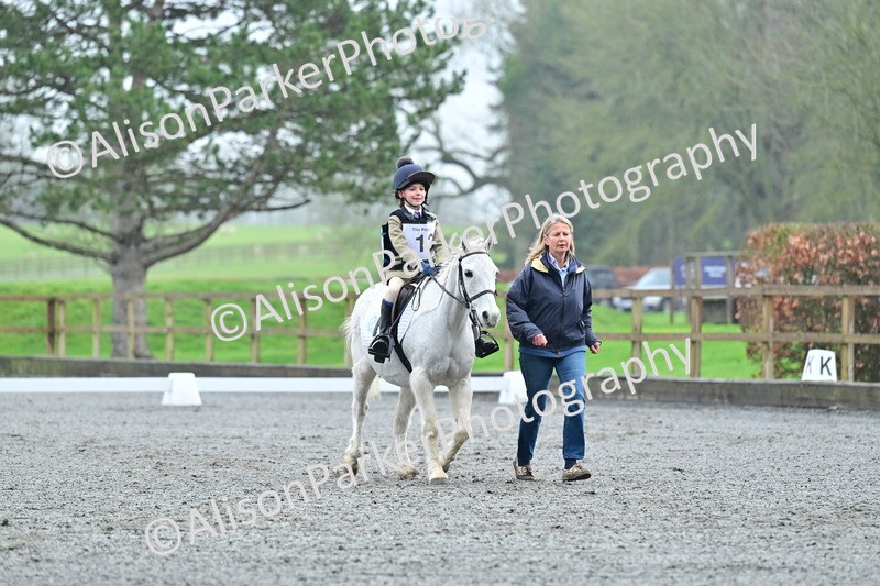 20260125-0886 - Class 9a - Walk Trot Assisted