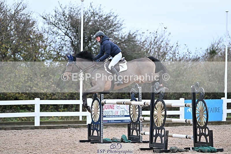 241127-135854-00726 - Cls 05A&B Snr Fox & 1.20m Open