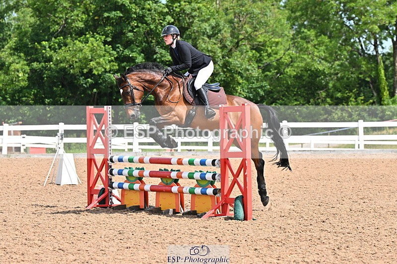 240619A-110921-00030 - Cls 1 British Novice and 90cm Open